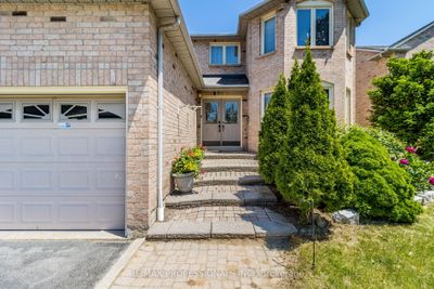 1529 Flamborough Cir, House other with 4 bedrooms, 4 bathrooms and 6 parking in Mississauga ON | Image 2