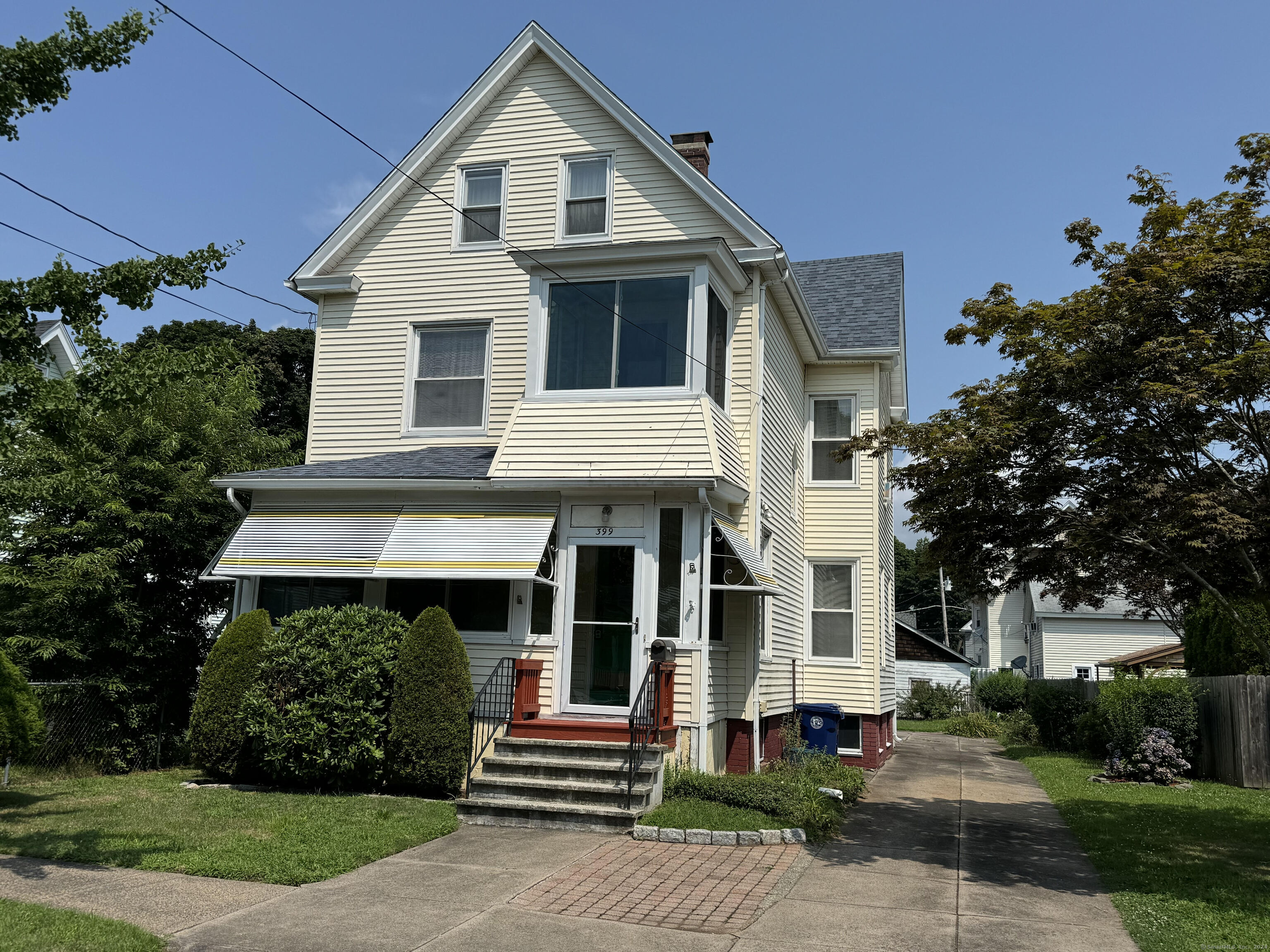 Blohm St, West Haven, CT 06516