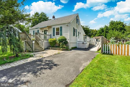 5 Devon Rd, Wilmington, DE, 19809-1516 | Card Image