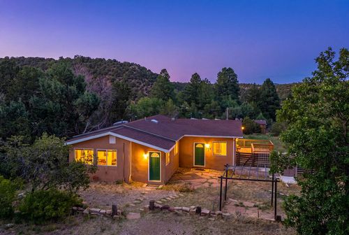 2 Cooper Rd, Cedar Crest, NM, 87008-9426 | Card Image