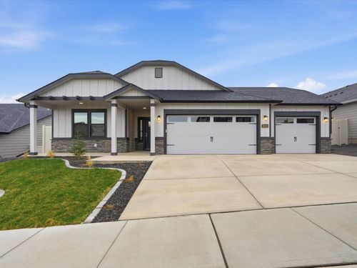 18118 E Barclay Ct, Spokane Valley, WA, 99016-8866 | Card Image