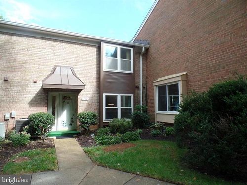 3699 Persimmon Cir, FAIRFAX, VA, 22031-4118 | Card Image