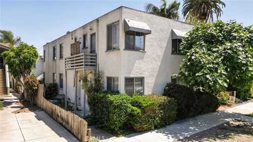 810 Belmont Avenue, Long Beach, CA, 90804 | Card Image