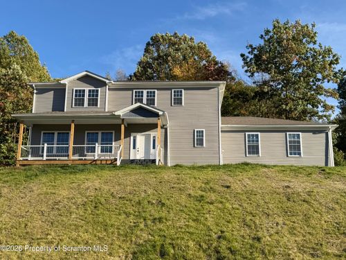 105 Black Walnut Dr, Olyphant, PA, 18447-2247 | Card Image