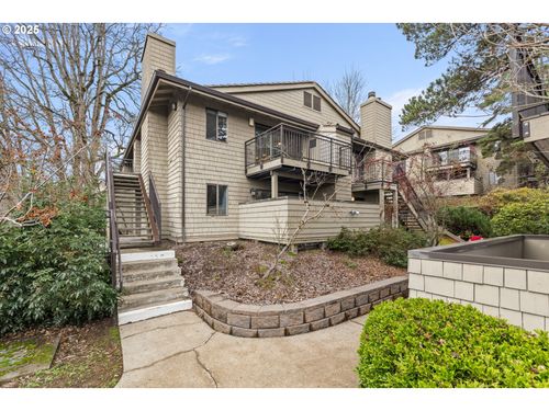 56 Galen St, Lake Oswego, OR, 97035-2301 | Card Image