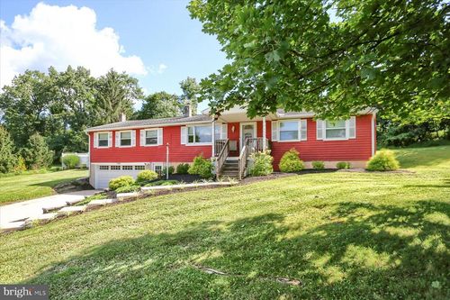 110 Watson Ln, NEW BLOOMFIELD, PA, 17068-8524 | Card Image