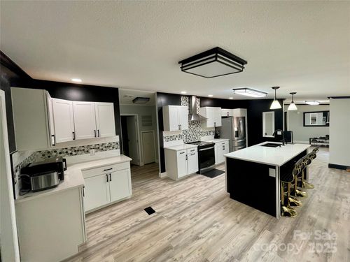 6490 Alta Ct, Denver, NC, 28037-9626 | Card Image