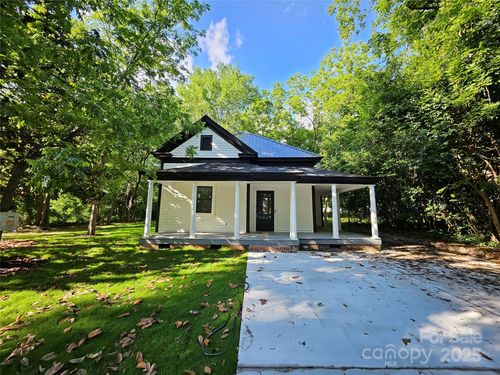 409 Everette St, Monroe, NC, 28112-5622 | Card Image