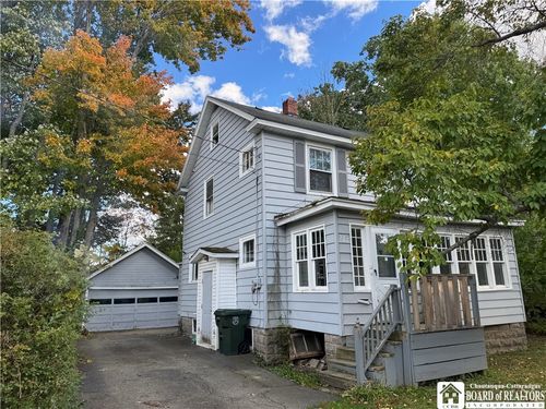 527 S Main St, Jamestown, NY, 14701-8151 | Card Image