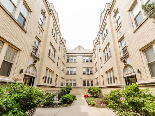 3-2412 N Kilbourn Avenue, Chicago, IL, 60639 | Card Image