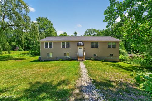 106 Dunsbach Rd, Halfmoon, NY, 12065-6347 | Card Image