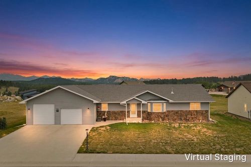 316 Rose Quartz Pl, Custer, SD, 57730-8311 | Card Image