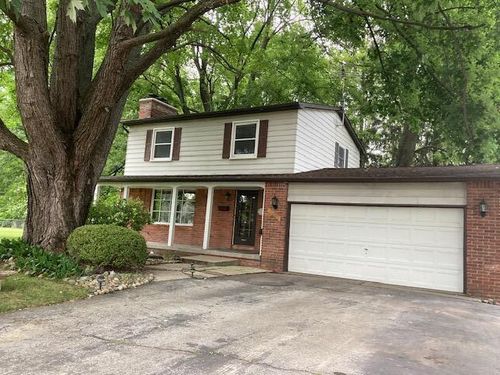 69446 N Forest Ave, Richmond, MI, 48062-1070 | Card Image