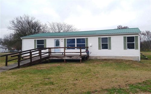 600 S 7th St, Deepwater, MO, 64740-9158 | Card Image