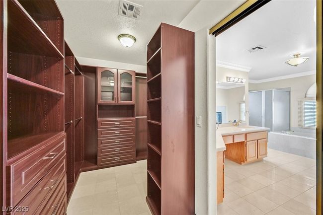 3367 Trickling Stream Cir, House other with 5 bedrooms, 3 bathrooms and null parking in Las Vegas NV | Image 20