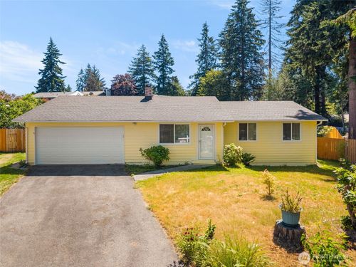 30621 8th Pl S, Federal Way, WA, 98003-4137 | Card Image
