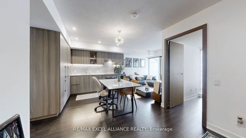1810-19 Bathurst St, Toronto, ON, M5V0N2 | Card Image
