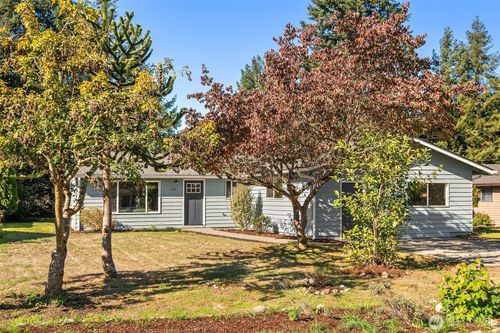 4141 328th Pl Se, Fall City, WA, 98024-8701 | Card Image