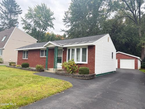 15 Mary Hadge Dr, Schenectady, NY, 12309-3409 | Card Image