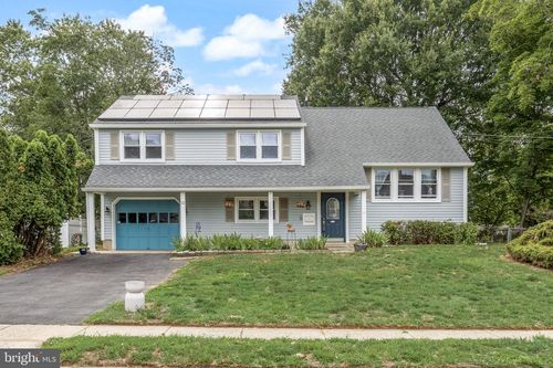22 Shelter Rock Rd, MOUNT HOLLY, NJ, 08060-3217 | Card Image