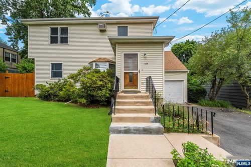 169 Riveredge Rd, Tenafly, NJ, 07670-1924 | Card Image