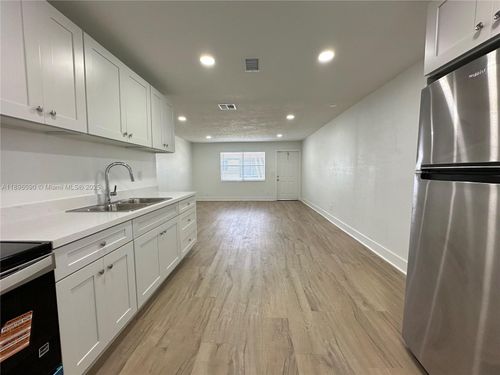 apt-a-116 Nw 2nd Ave, Hallandale Beach, FL, 33009-4147 | Card Image