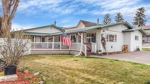 134 4th St, Meeker, CO, 81641-3200 | Card Image