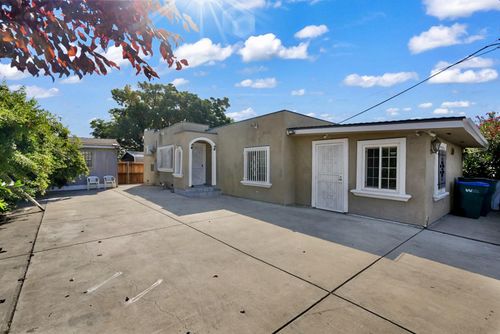 3322 Sanguinetti Ln, Stockton, CA, 95205-2546 | Card Image