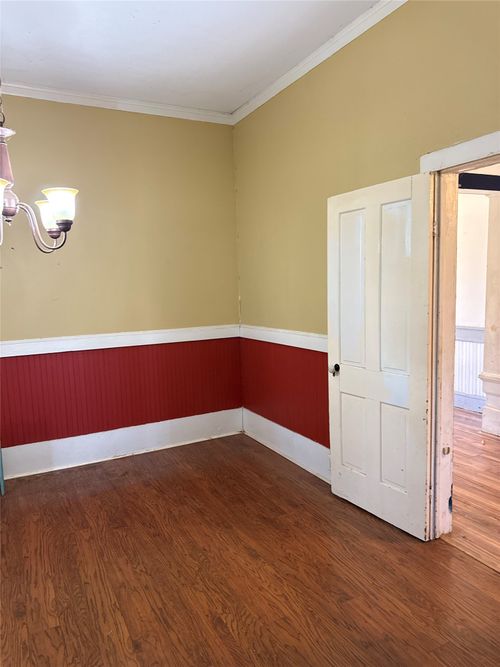 517 Giddings St, Lexington, TX, 78947-6363 | Card Image