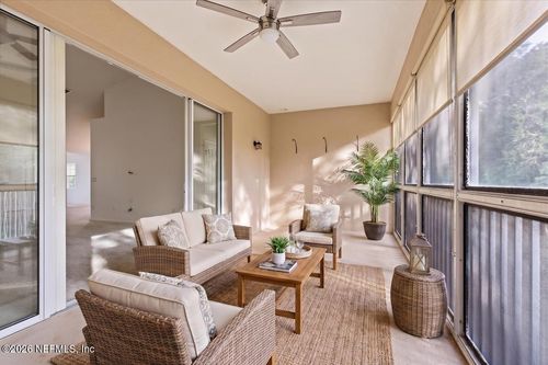 34d-8521 Little Swift Cir, Jacksonville, FL, 32256-9642 | Card Image
