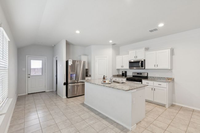 140 Running River Dr, House other with 3 bedrooms, 2 bathrooms and null parking in Boyd TX | Image 13