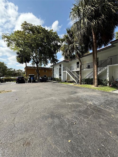 10207 Nw 35th St, Coral Springs, FL, 33065-2816 | Card Image