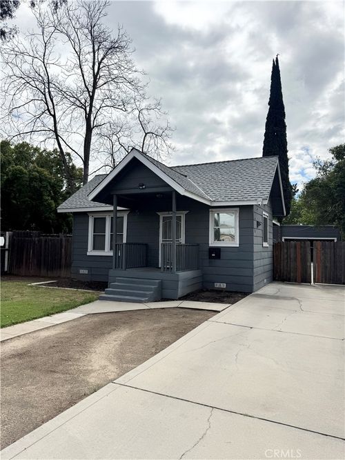 522 Wolfe Ave, Turlock, CA, 95380-3922 | Card Image