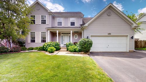 684 Huntington Dr, Carol Stream, IL, 60188-4341 | Card Image