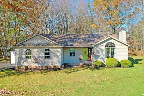 51406 Cornerstone Dr, Petersburg, OH, 44454-9509 | Card Image