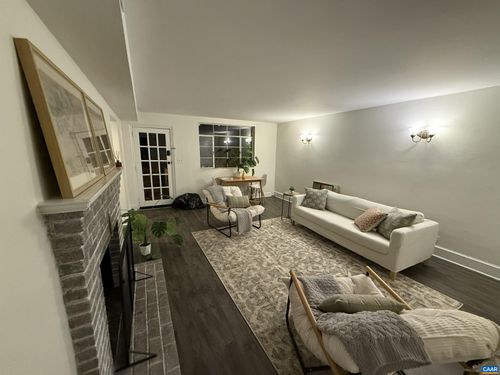 2709 Eton Rd, CHARLOTTESVILLE, VA, 22903-4131 | Card Image