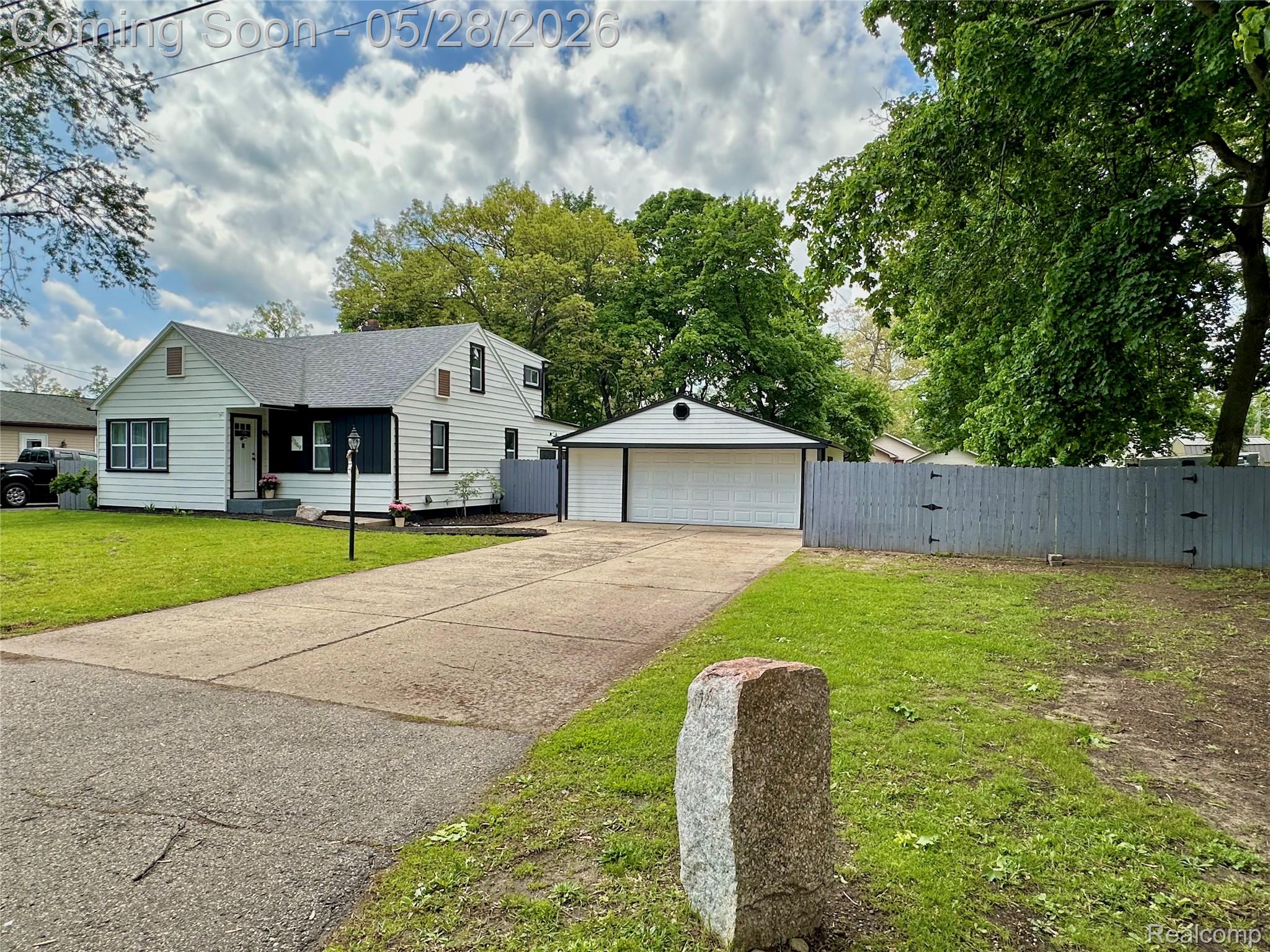 Residential in Waterford Charter Township 2