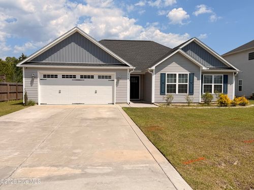 518 Black Pearl Cir, Jacksonville, NC, 28546-0157 | Card Image