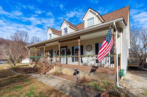 22 Ivy Garden Dr, Candler, NC, 28715-8100 | Card Image