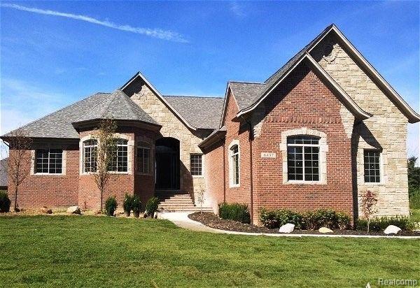 Meadowlands Ct, Oxford, MI 48371 #1