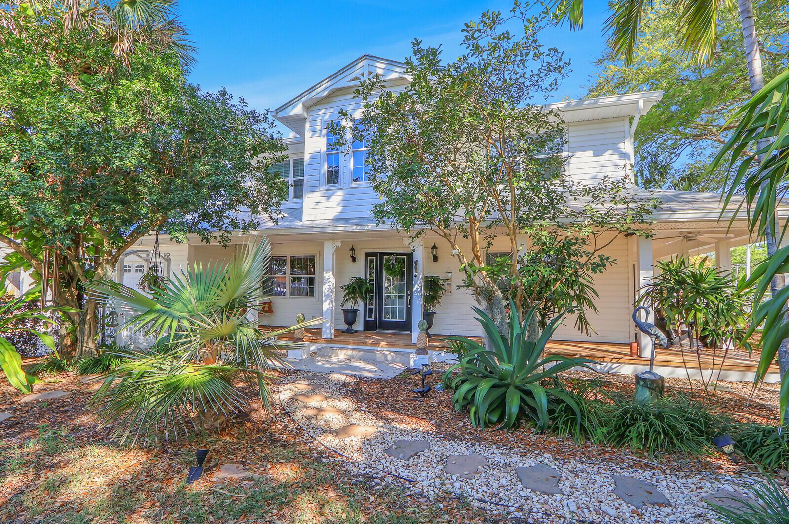 Helen Ter, Hobe Sound, FL 33455