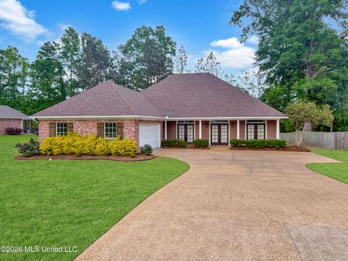 423 Old Town Cir, Brandon, MS, 39042-3628 | Card Image