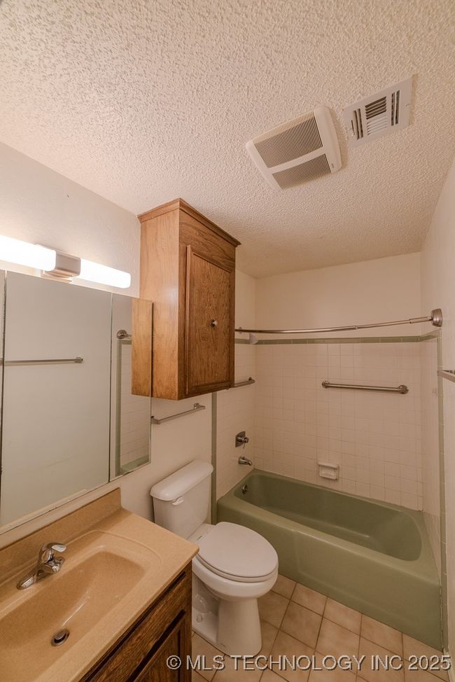 9511 S 190 Th East Ave, House other with 3 bedrooms, 2 bathrooms and null parking in Broken Arrow OK | Image 20