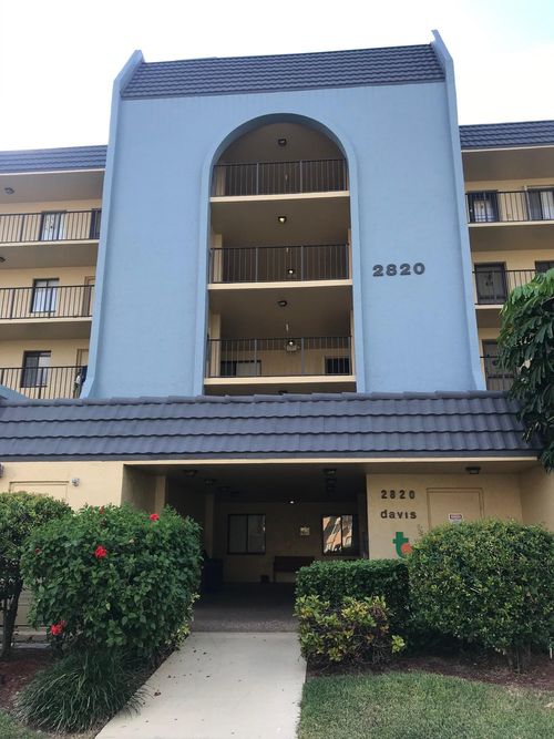 apt-211-2820 Tennis Club Dr, West Palm Beach, FL, 33417-2865 | Card Image