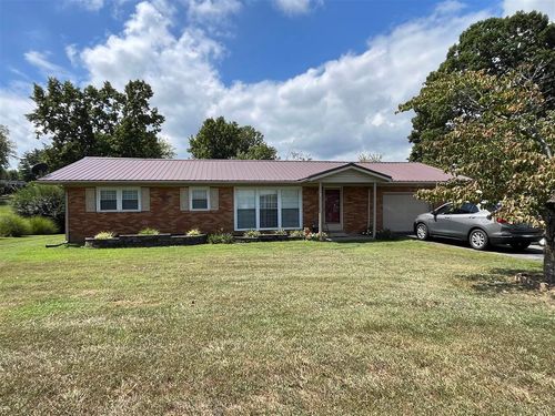 659 Woodland Circle Dr, Scottsville, KY, 42164-9326 | Card Image