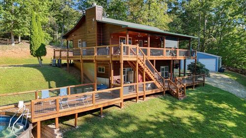 152 Dockery Ridge Rd, Young Harris, GA, 30582-3287 | Card Image