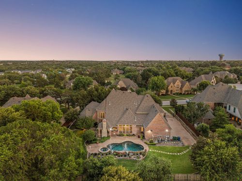 324 Oak Pointe Ln, Southlake, TX, 76092-2620 | Card Image