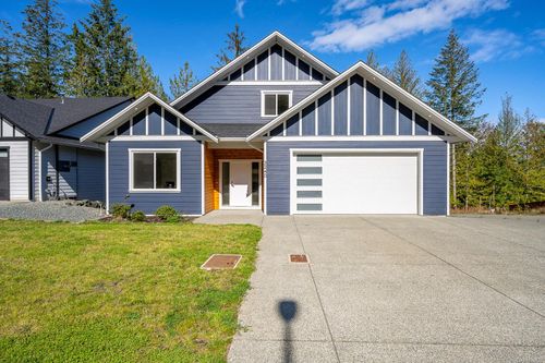 3240 Klanawa Cres, Courtenay, BC, V9N0H4 | Card Image