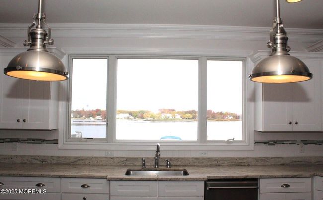 443 Driveway, House other with 5 bedrooms, 4 bathrooms and null parking in Oceanport NJ | Image 5