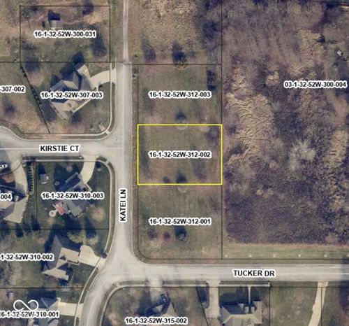 4677 Katei Ln, Coatesville, IN, 46121-9066 | Card Image